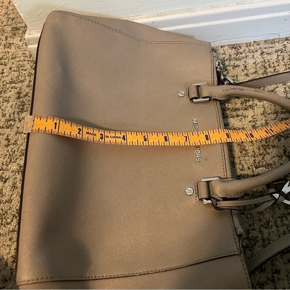 Micheal Kors Gray Selma Crossbody Handbag